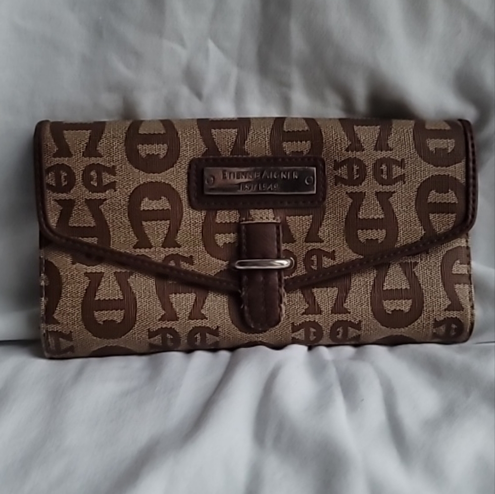 Etienne Aigner tri fold ladies wallet